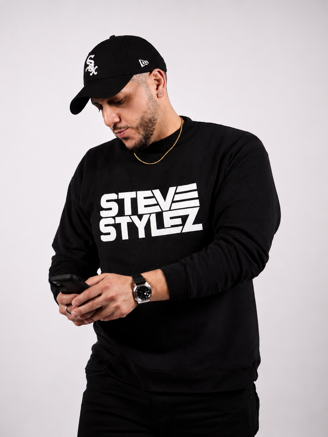 Steve Stylez in his signature denim jacket and Stylez cap